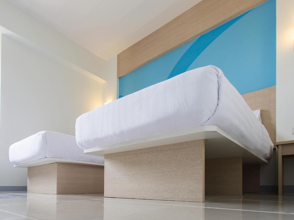 Hop Inn Chiang Mai Airport Экстерьер фото